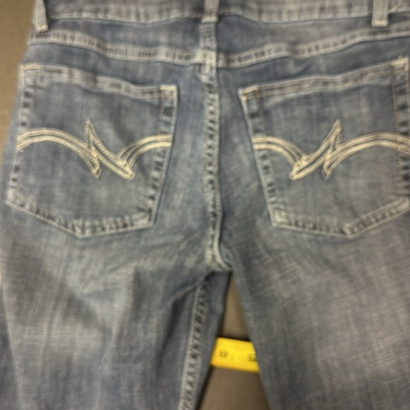 Wrangler size 1 x 32 length - Picture 3 of 7